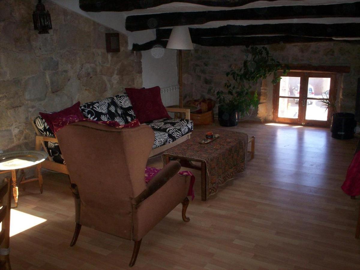 Rural Horizons On La Ruta Del Cister Hotel Fores ภายนอก รูปภาพ